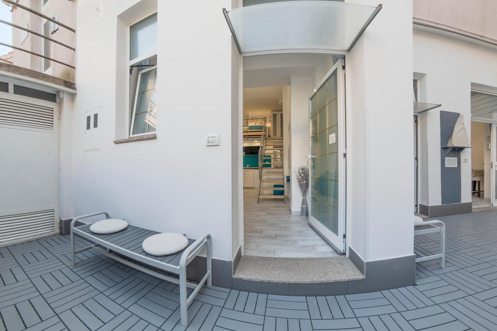Urban Apartments Pula Exterior foto